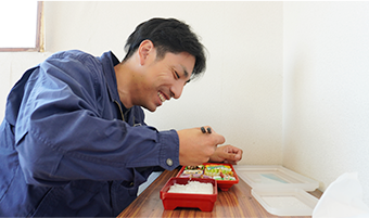 写真：社員の健康や安全を重視した環境づくり